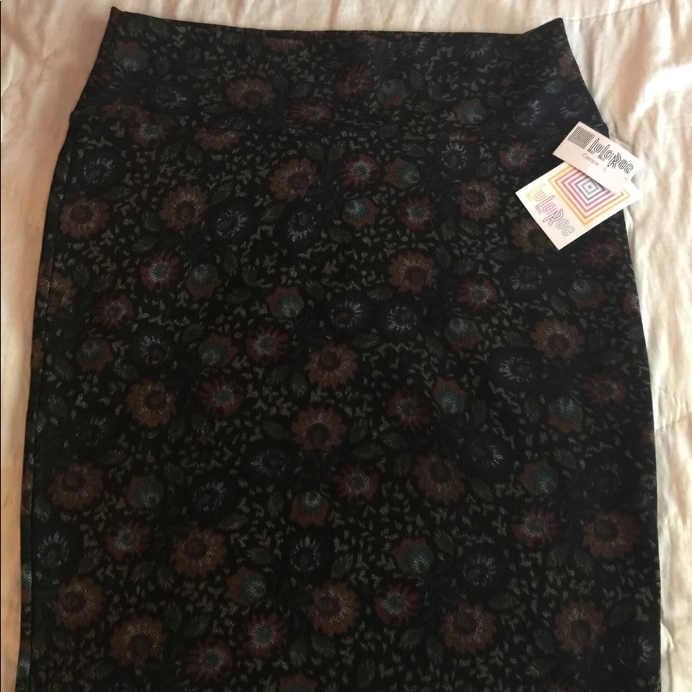 Lularoe Cassie Skirt - NWT size Large